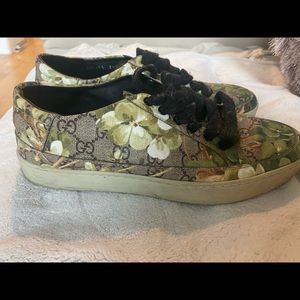 GUCCI SHOES !! BRAND NEW !!!